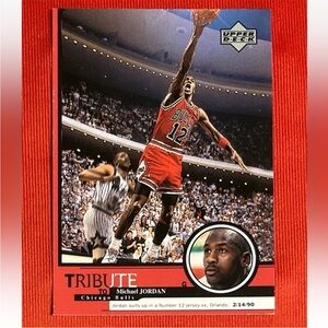 Michael Jordan 1999 Upper Deck  Tribute #16 Jersey NBA Basketball Card